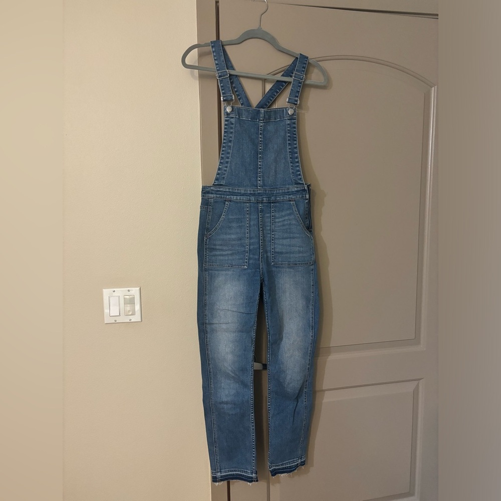 Madewell skinny leg overalls size small